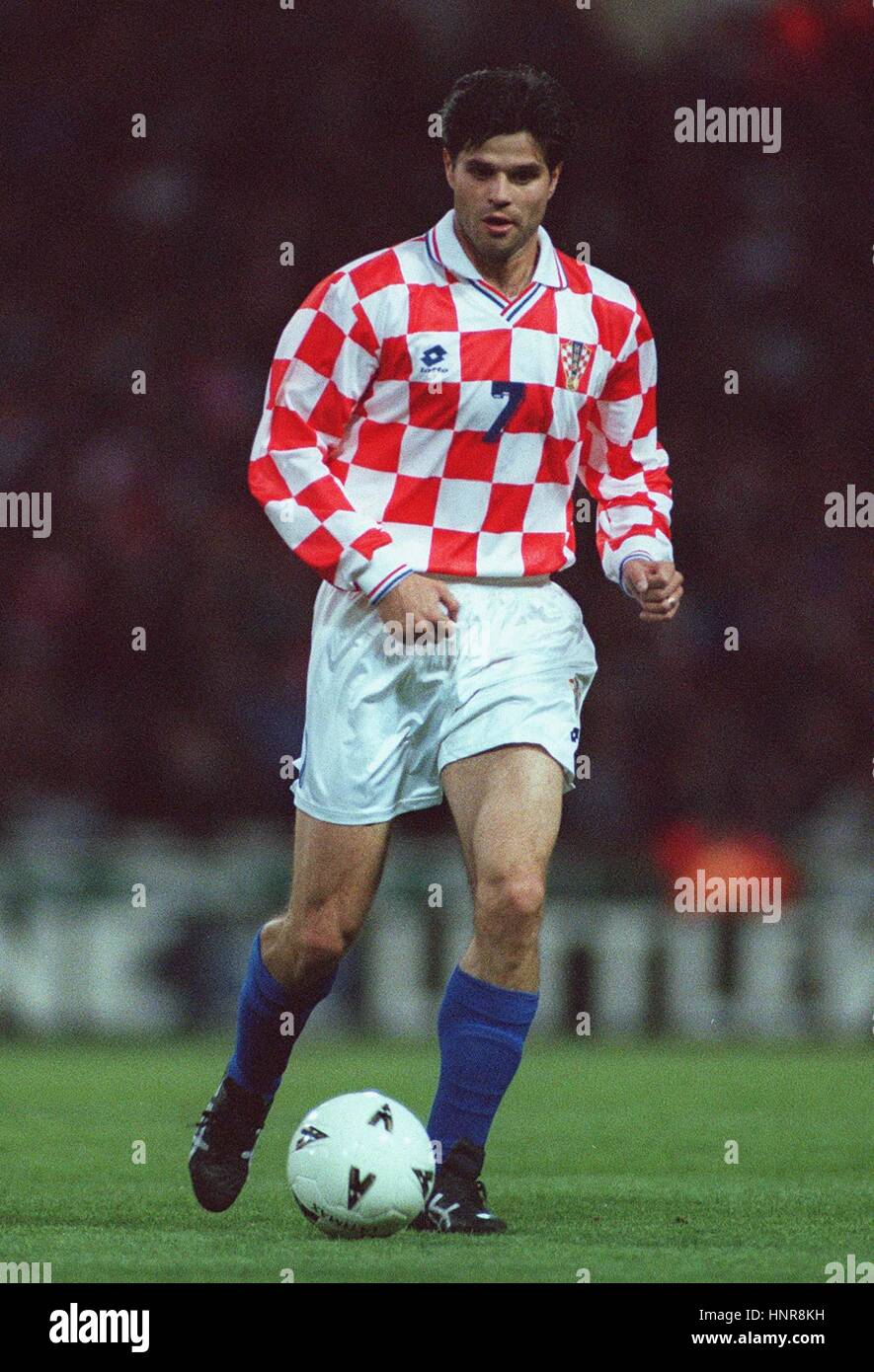 Asov Vs Riljac ALJOSA ASANOVIC CROATIA & HAJDUK SPLIT FC 29 April 1996 Stock Photo - Alamy