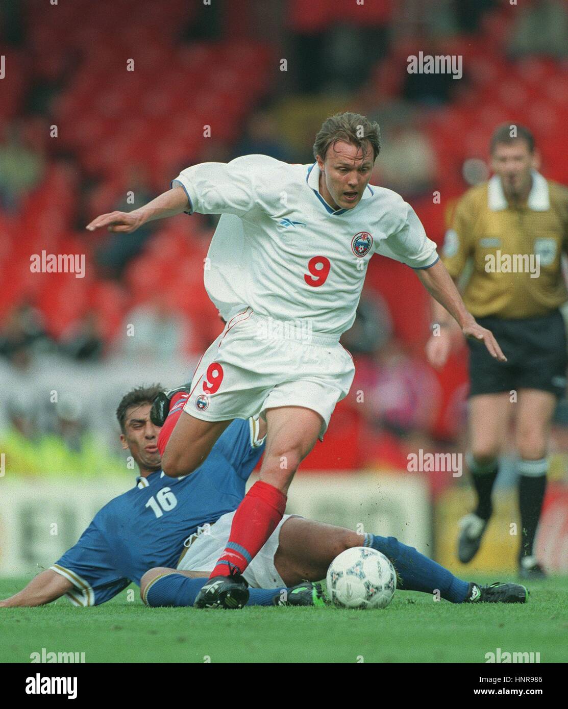 IGOR KOLYVANOV & DI MATTEO ITALY V RUSSIA 11 June 1996 Stock Photo