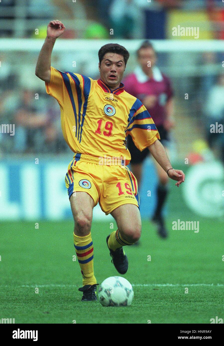 UEFA Champions League 1995/96 . Tiberiu Csik, Steaua Bucharest Stock  Photo - Alamy