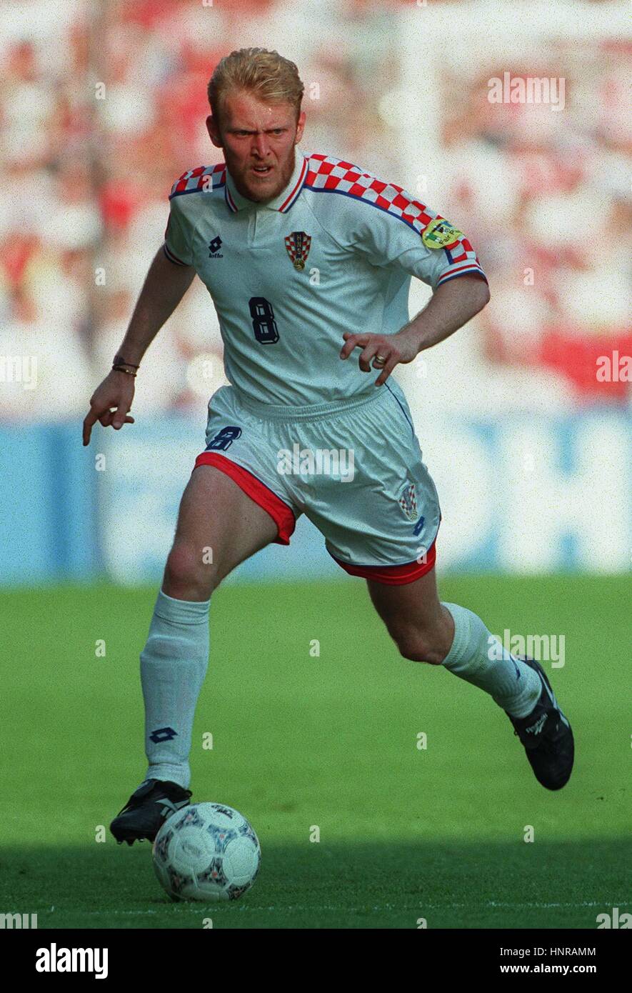 robert-prosinecki-croatia-barcelona-23-june-1996-HNRAMM.jpg