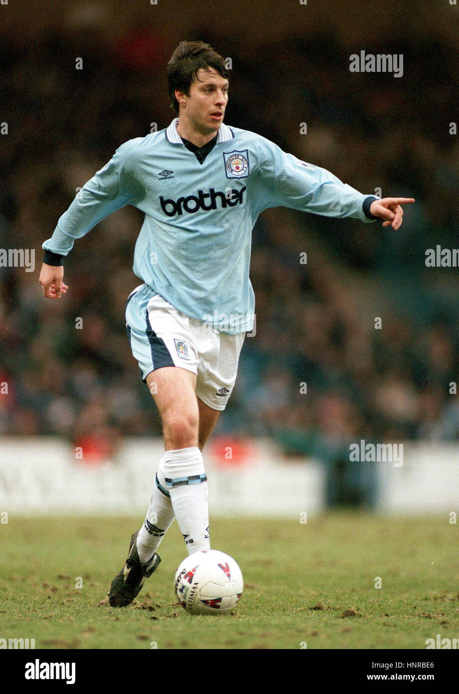 Kit symons manchester city hi-res stock photography and images - Alamy