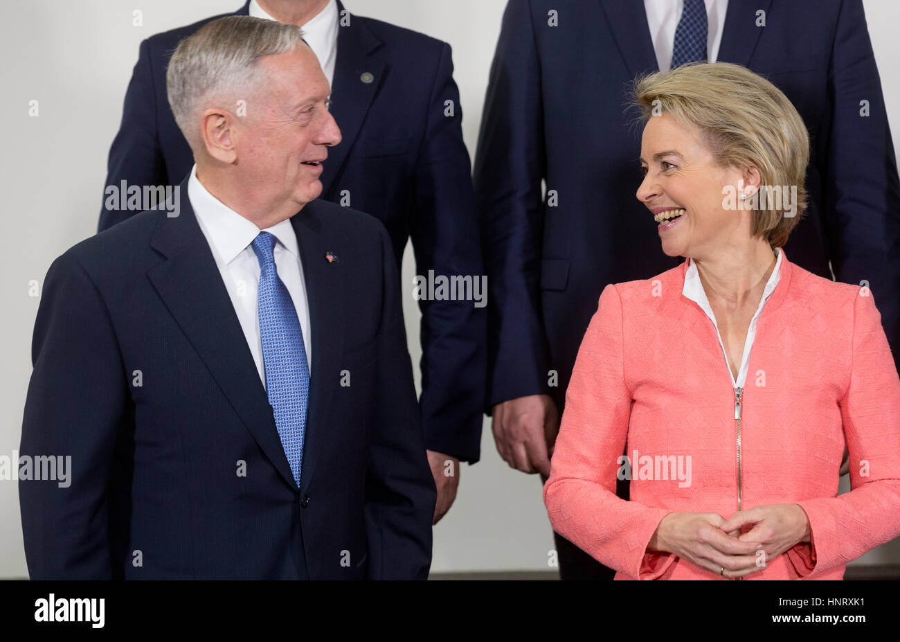 Brussels, Belgium. 15th Feb, 2017. The US defence minister Jim Mattis (r) and his German counterpart Ursula von der Leyen (CDU) at a meeting of the defence ministers of the Nato countries in Brussels, Belgium, 15 February 2017. Photo: Thierry Monasse/dpa-POOL/dpa/Alamy Live News Stock Photo