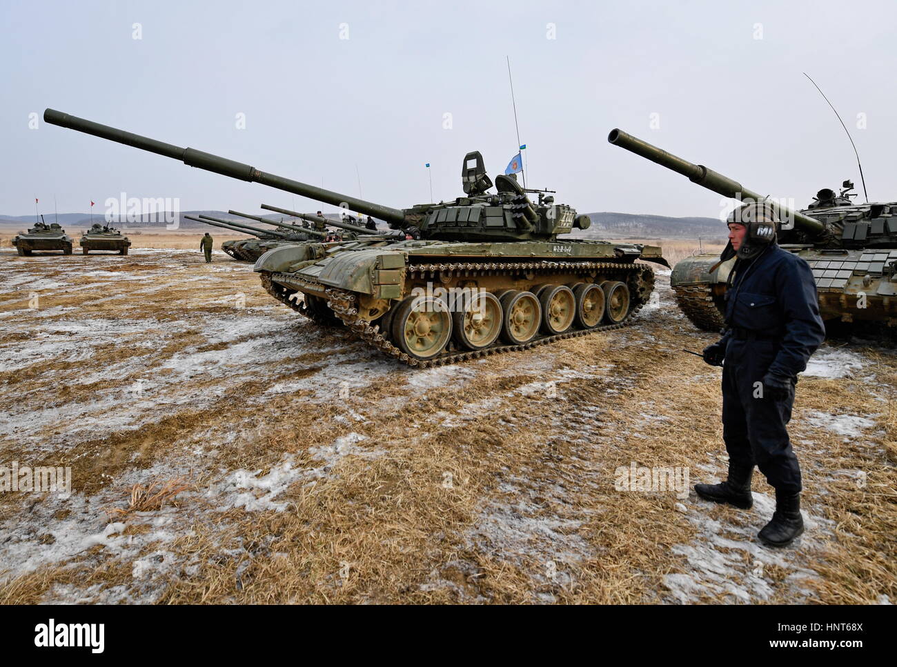 Primorye Territory Russia 16th Feb 17 T 72b1 Tank Crews Of The Stock Photo Alamy