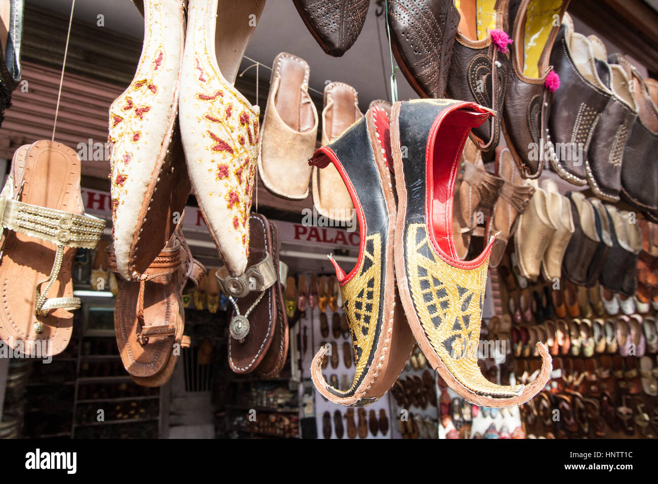 Artisan colour craft folk handicraft leather market pink sale shoe