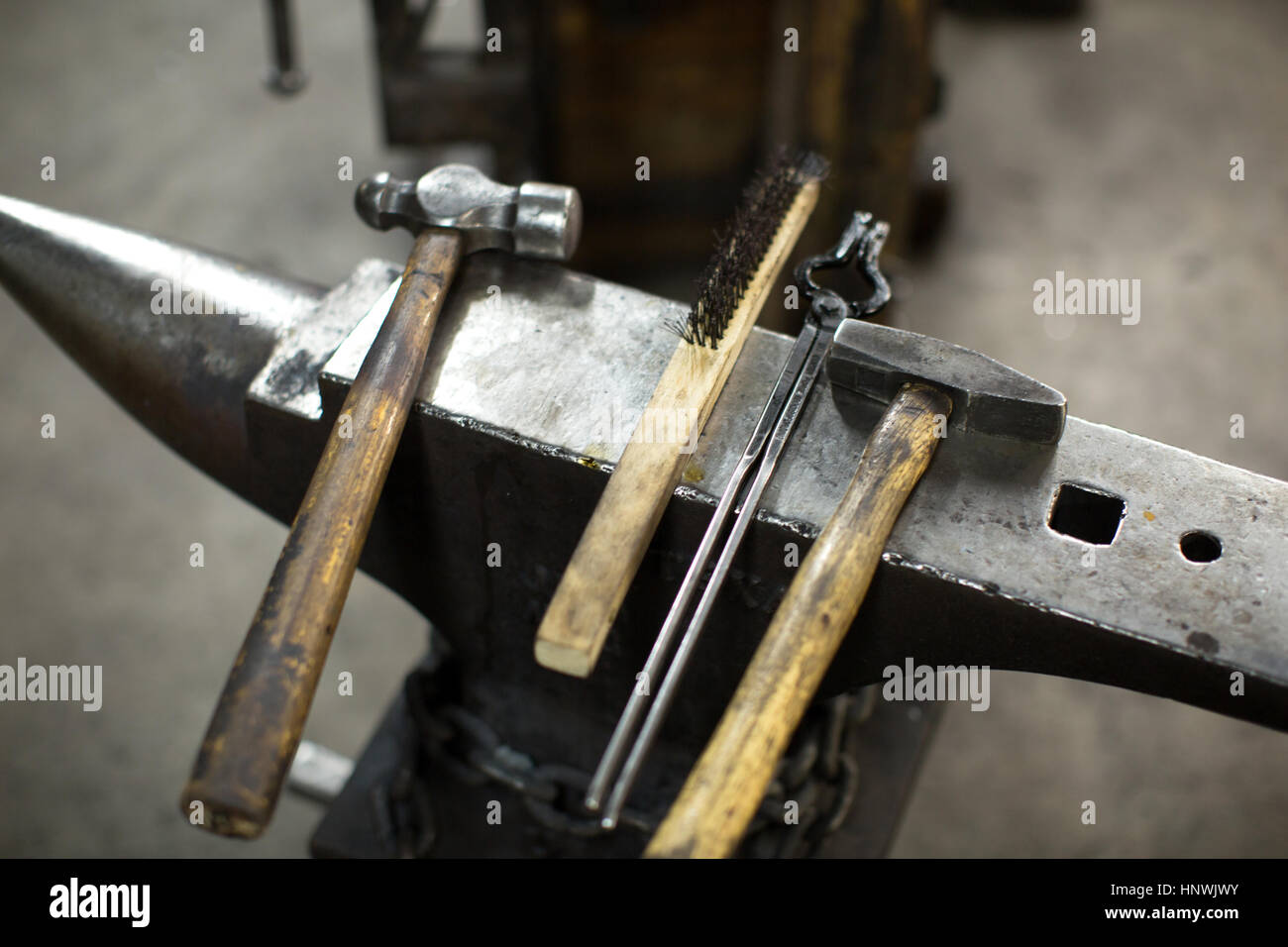Hammer and pincers hires stock photography and images Alamy