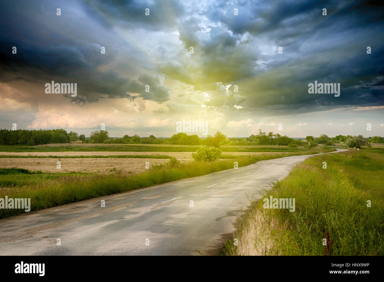 Stormy sky lightning hi-res stock photography and images - Alamy