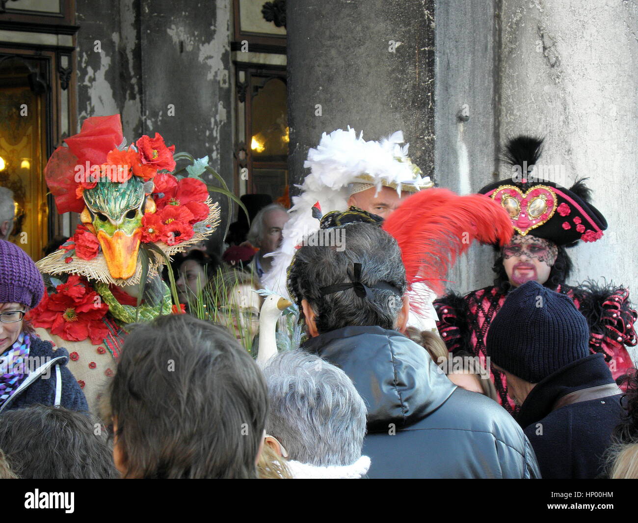 Costumes at venice carnival hi-res stock photography and images - Page 24 -  Alamy