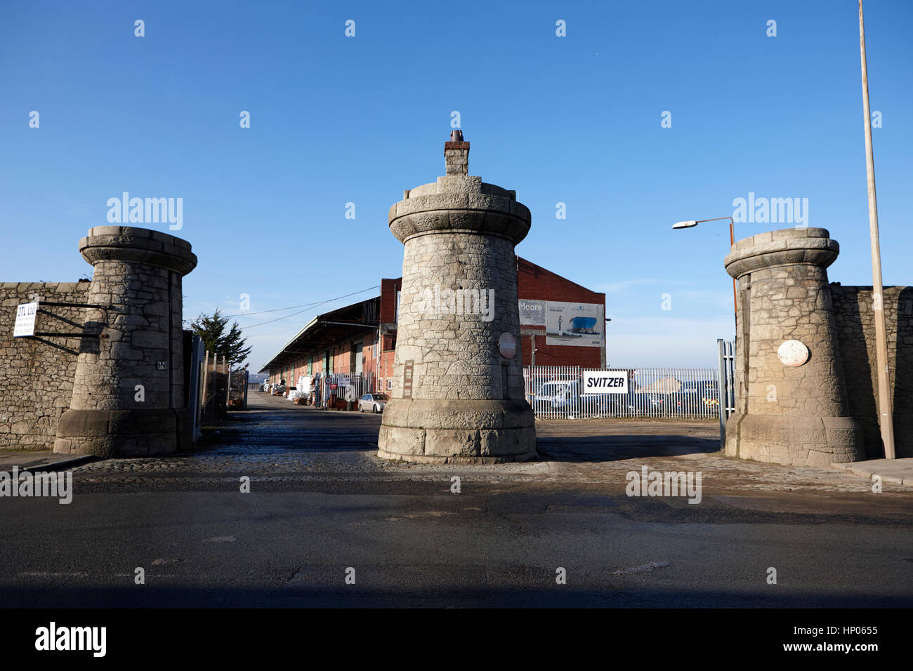 dock gates to bramley-moore dock liverpool docks dockland uk future home of everton fc football club Stock Photo