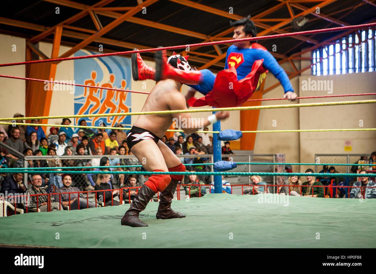 Lucha Libre. Wrestlers in combat, Sports center La Ceja, El Alto, La Paz, Bolivia Stock Photo