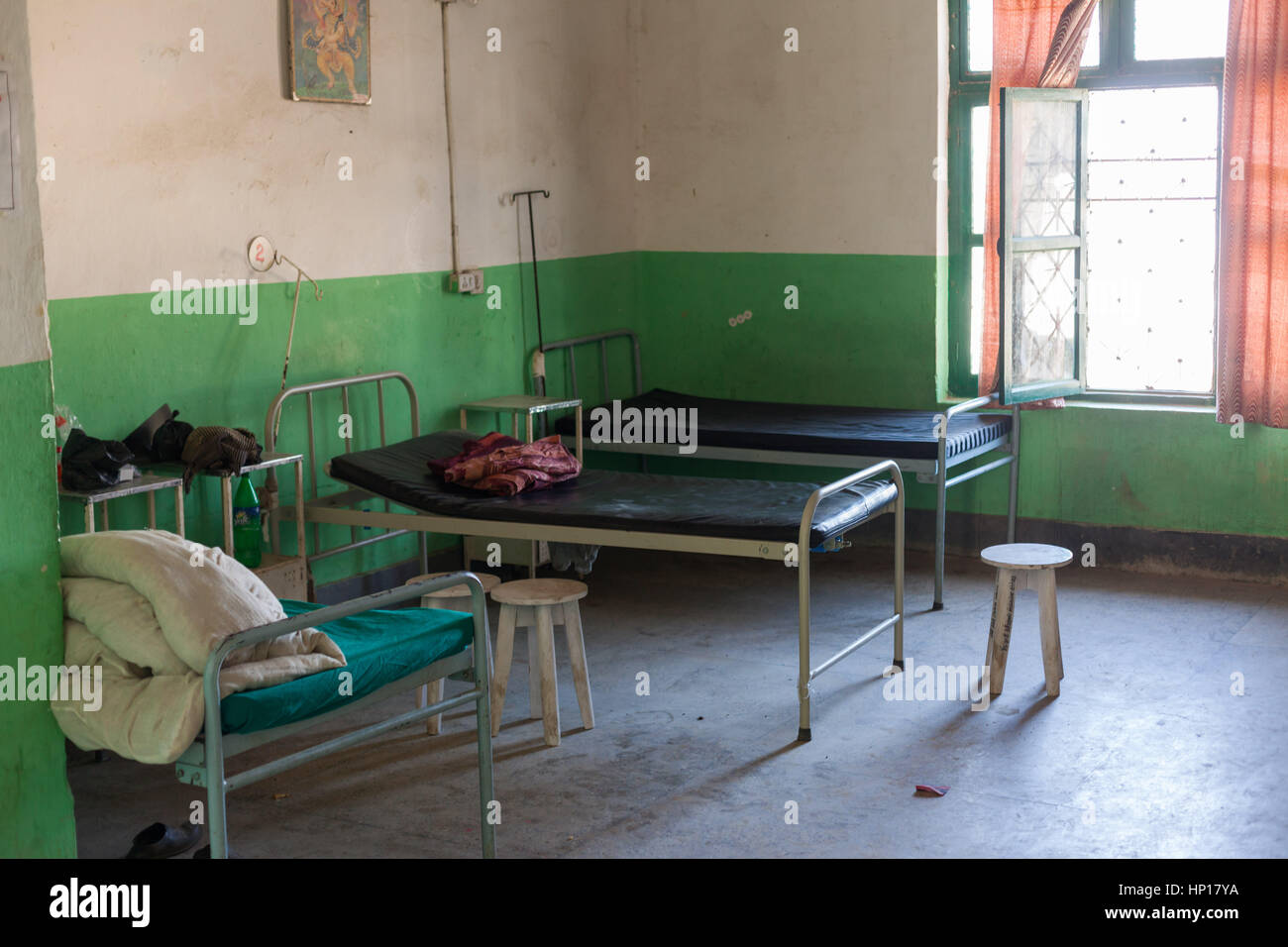 Hospital in kathmandu hires stock photography and images Alamy