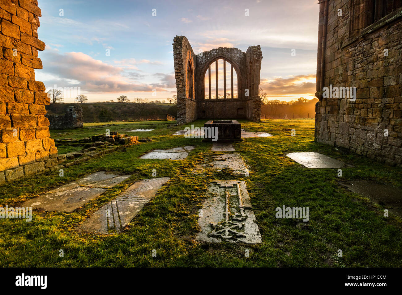 White canons abbey hi-res stock photography and images - Alamy