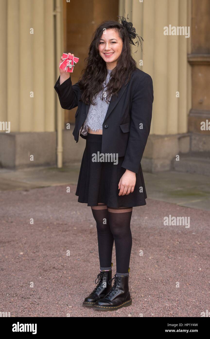 Paralympic swimmer Alice Tai at Buckingham Palace, London, after receiving her MBE medal from the Prince of Wales. Stock Photo