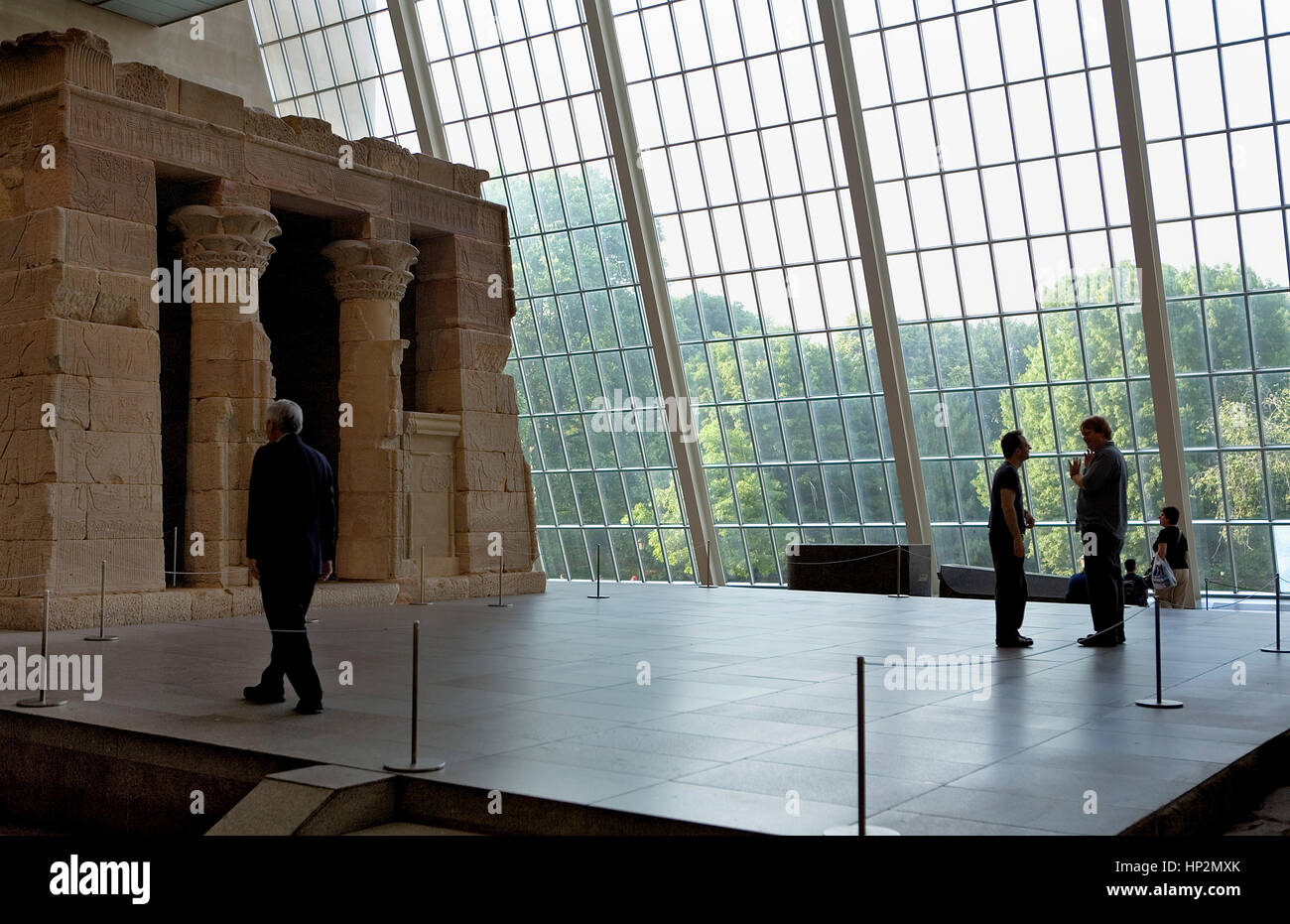 The MET, Metropolitan Museum of Art. The Temple of Dendur,New York City ...