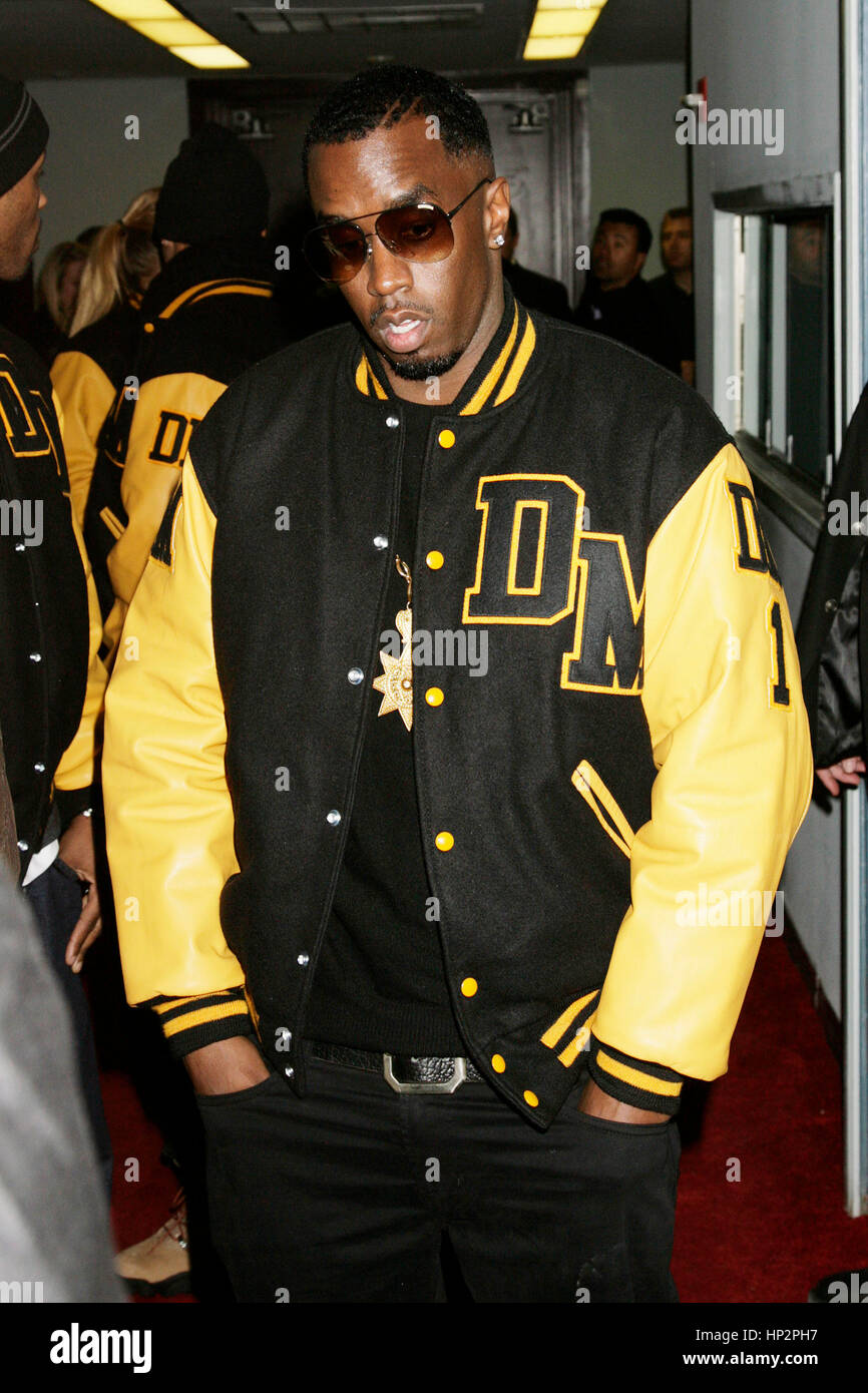 Sean P. Diddy Combs arrives at the P Diddy Fantasy Super Bowl Party on