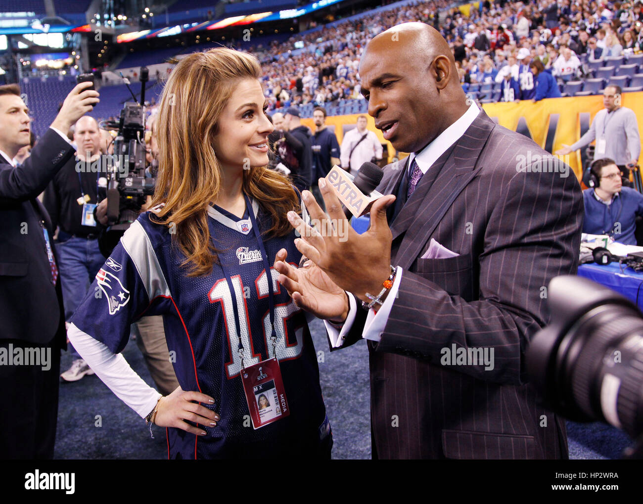 Maria Menounos wears her New England Patriots jersey at the Super Bowl XLVI  Media Day in Indianapolis, Indiana on January 31, 2012. Francis Specker  Stock Photo - Alamy