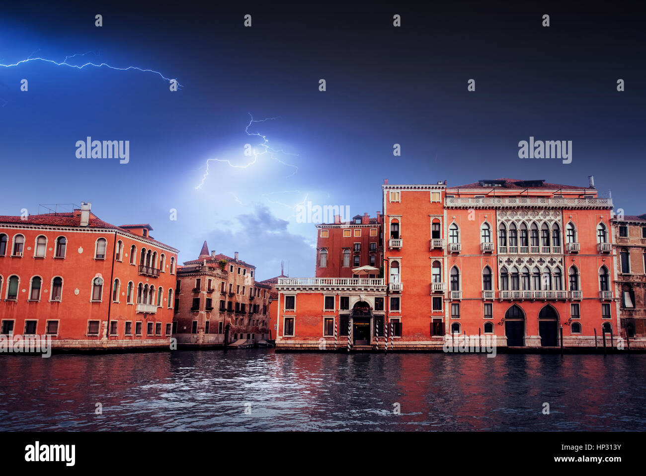 Venice lightning hi-res stock photography and images - Alamy