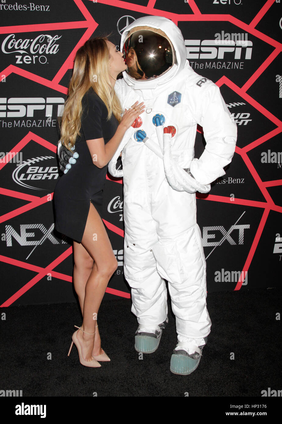 Axe astronaut hi-res stock photography and images - Alamy