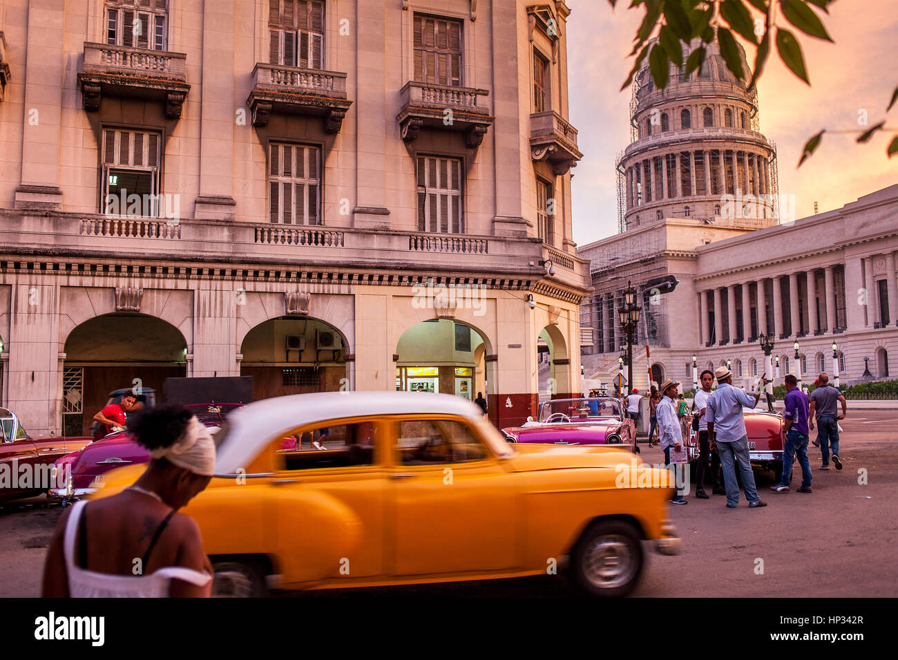 Taxi, cab, taxicab, vintage, car,Street scene in Parque Central, in