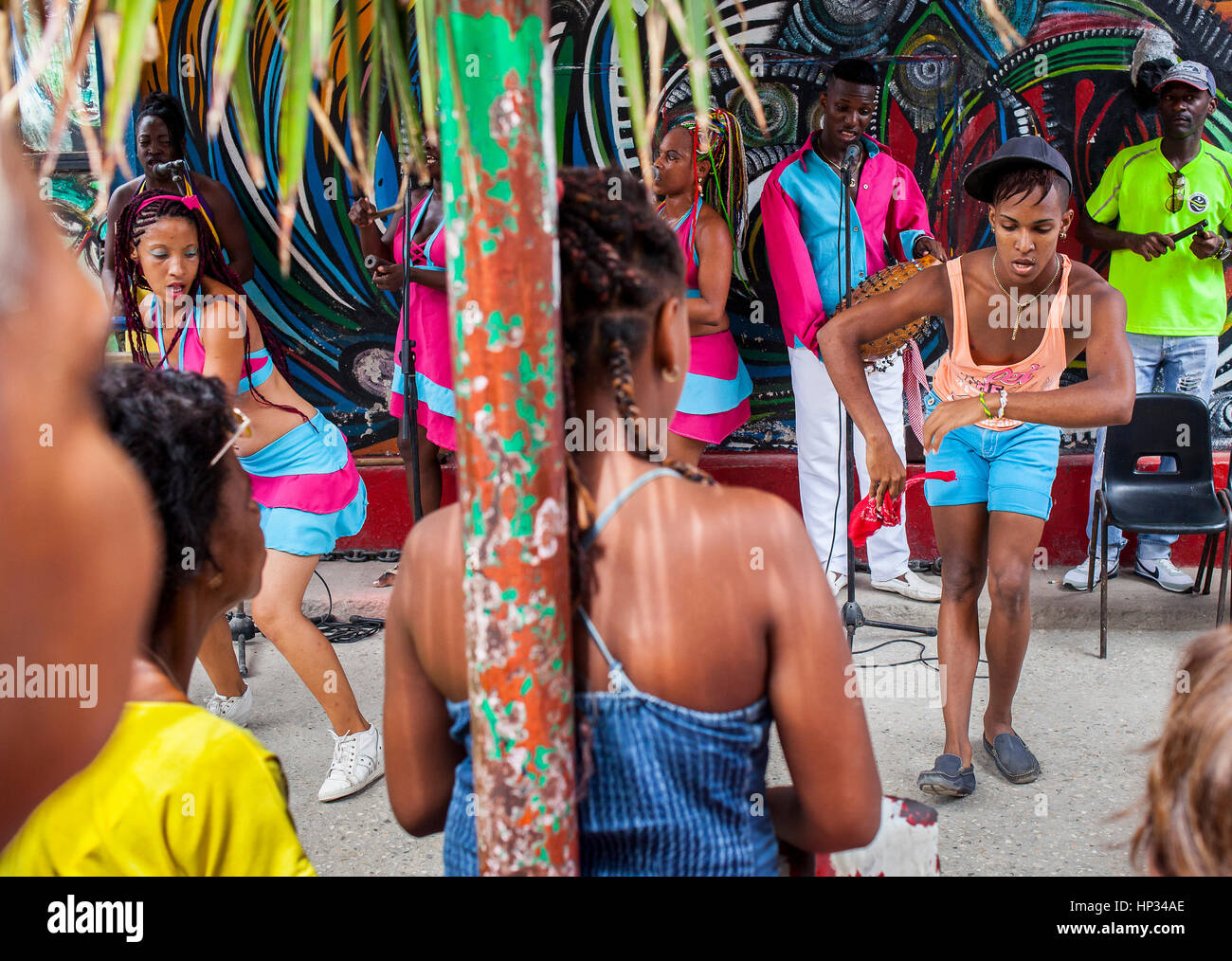 Dancing, Rumba show, on Sunday in Callejon de Hamel, Centro Habana district, La Habana, Cuba Stock Photo