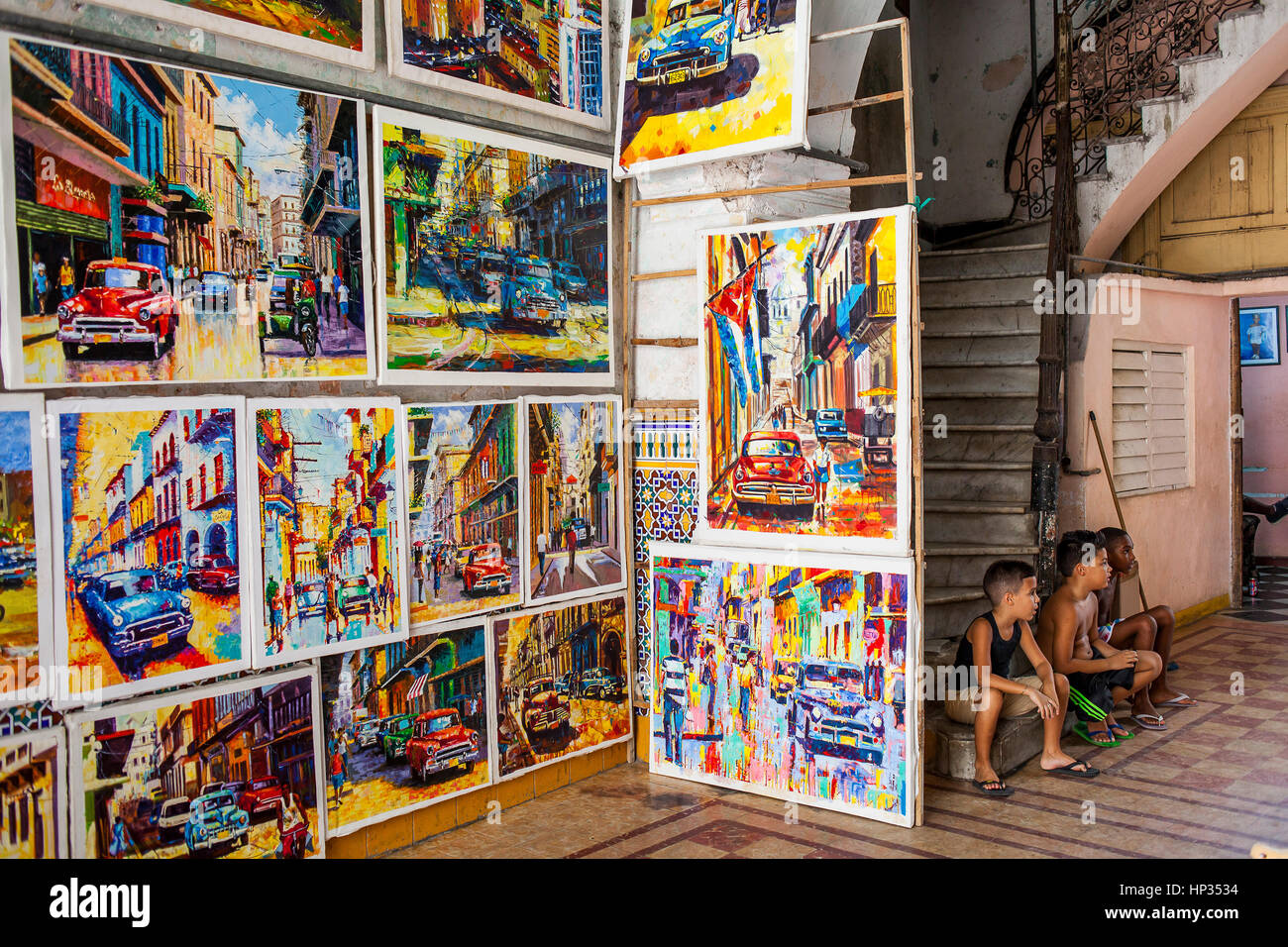 Cuban Painter Stock Photos Cuban Painter Stock Images Alamy Gallery And Workshop Of The Painter William Carbonell Cuentapropista HP3534