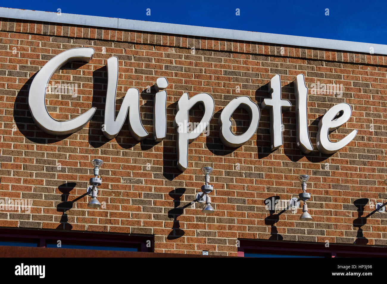 Indianapolis - Circa February 2017: Chipotle Mexican Grill Restaurant. Chipotle is a Chain of Burrito Fast-Food Restaurants XI Stock Photo