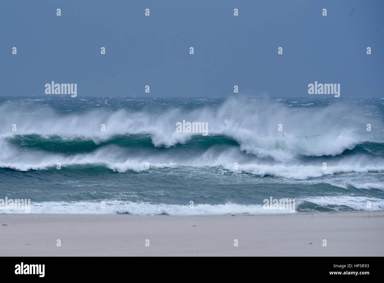 Waves crash into shore hi-res stock photography and images - Alamy