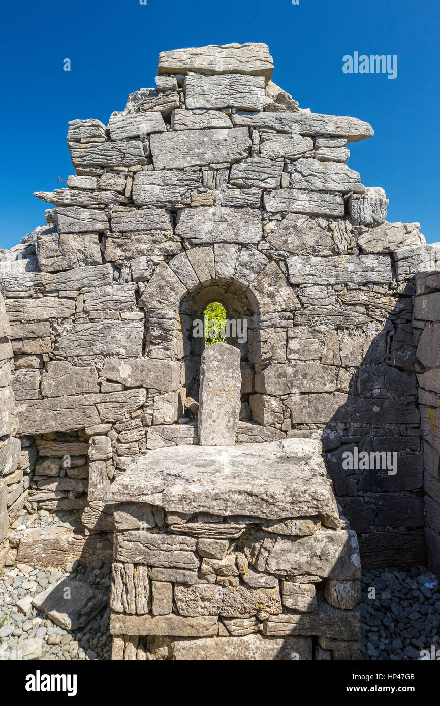 Saint Gobnait's church at Inis Oirr, County Galway, Ireland, Europe. Stock Photo
