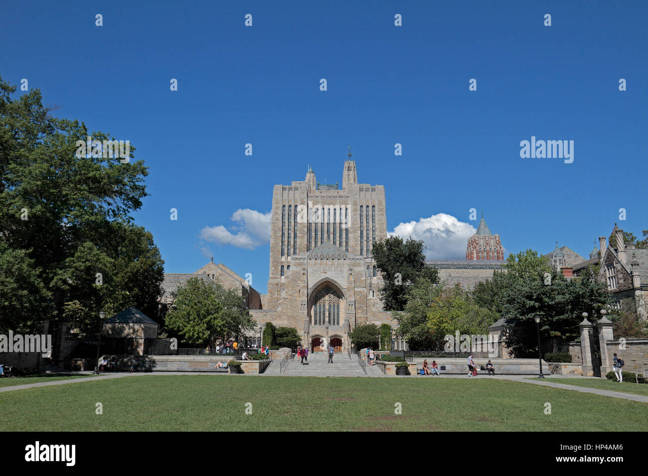 Sterling Memorial Library, Yale University, an American private Ivy League research university in New Haven, Connecticut, United States. Stock Photo