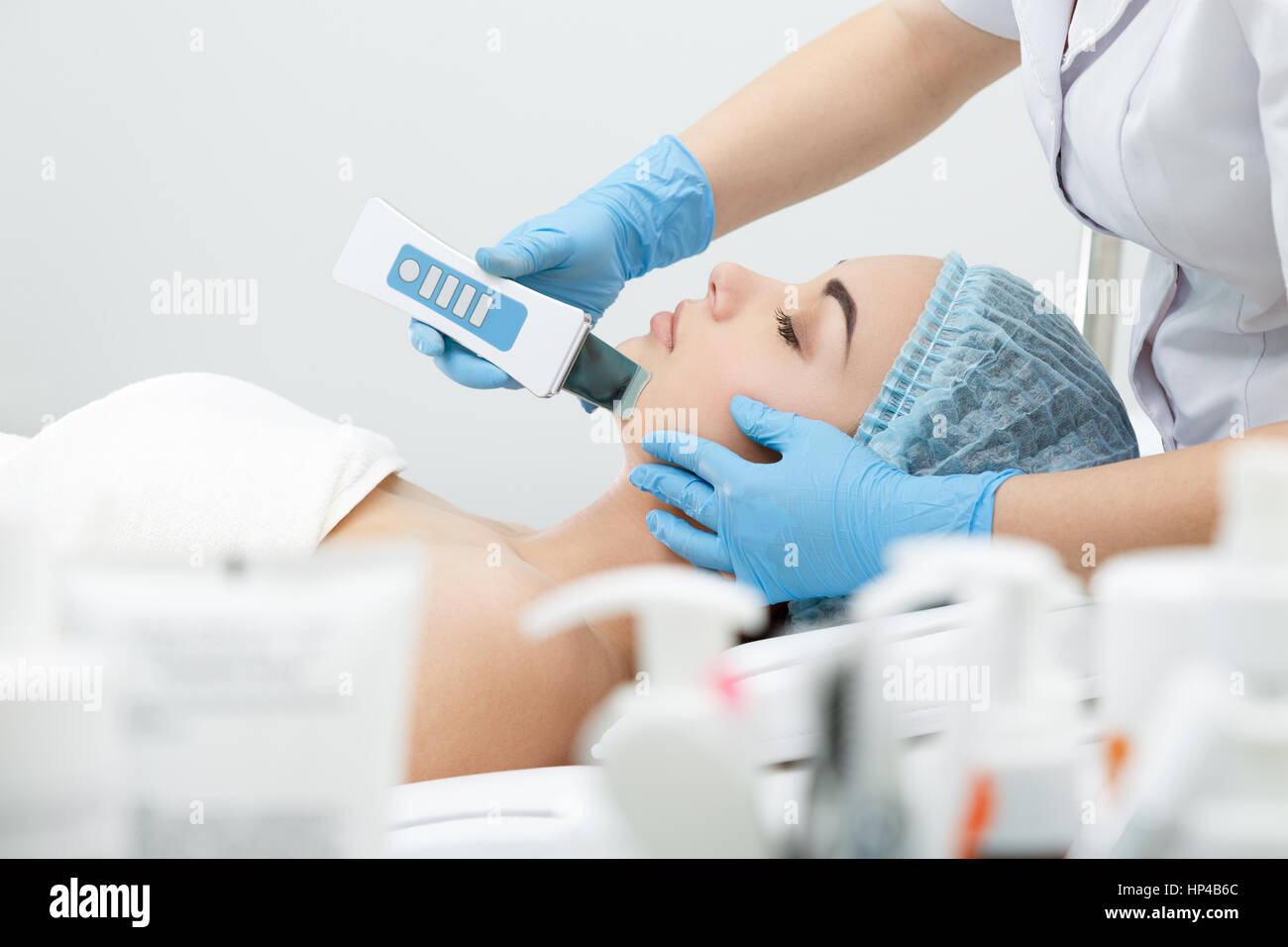 Procedure of ultrasonic cleaning Stock Photo Alamy