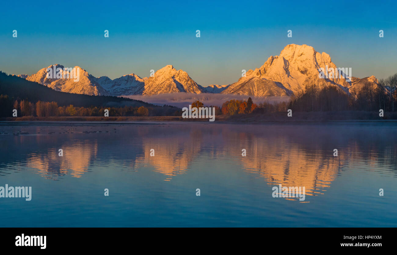 The Iconic and Extremely Beautiful Oxbow Bend at Dawn Stock Photo - Alamy