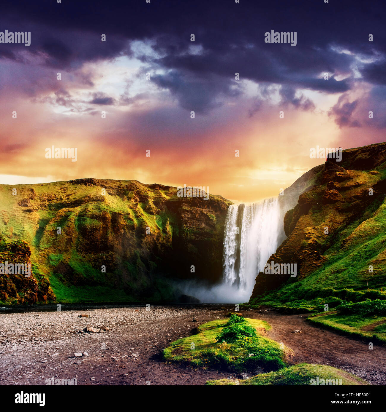great-waterfall-skogafoss-in-south-of-iceland-stock-photo-alamy
