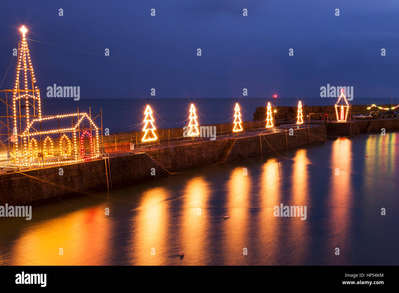 Mousehole cornwall christmas hires stock photography and images Alamy