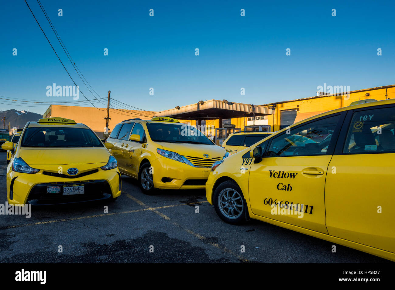 Vancouver yellow cab hires stock photography and images Alamy