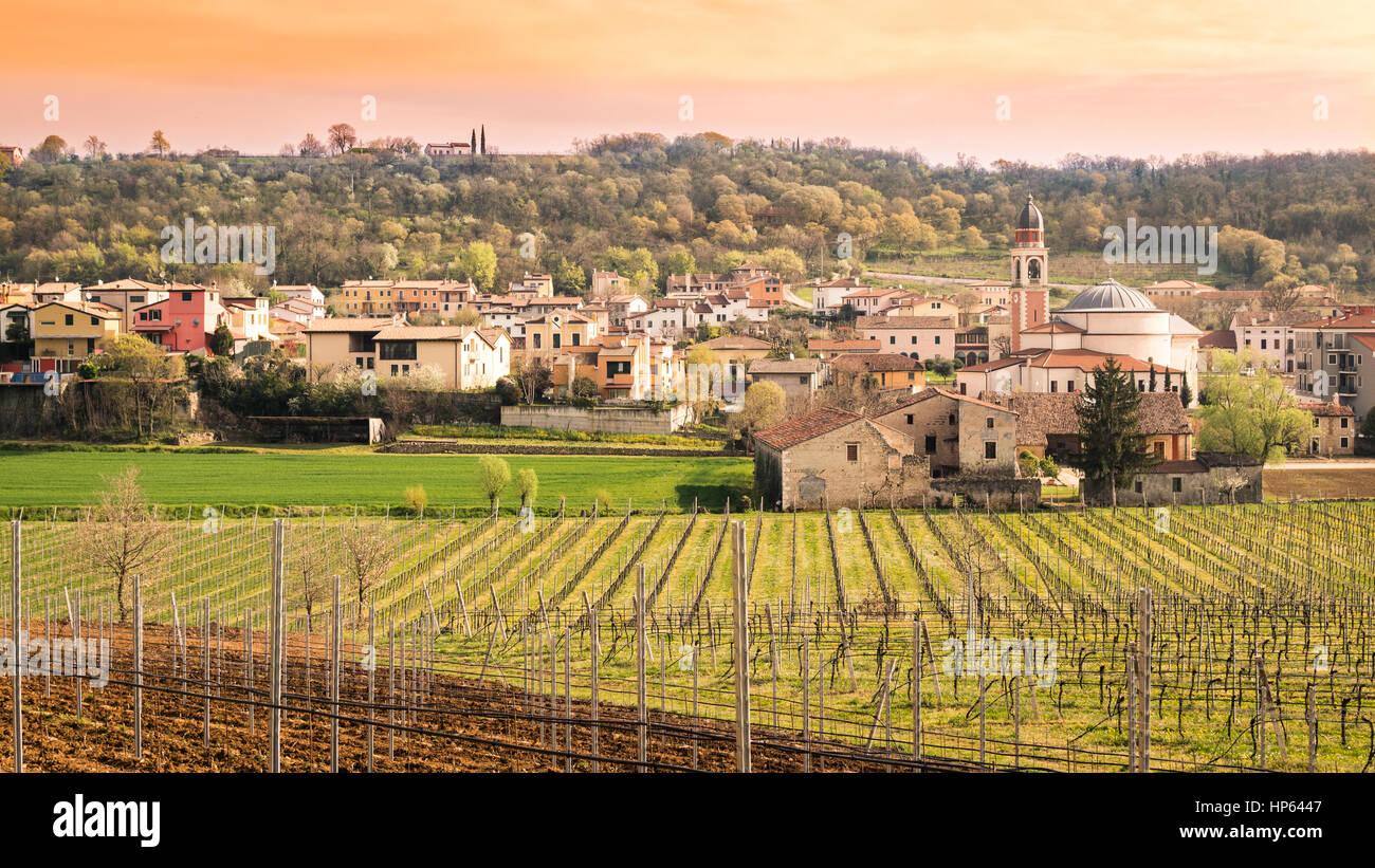 Typical italian village hi-res stock photography and images - Alamy