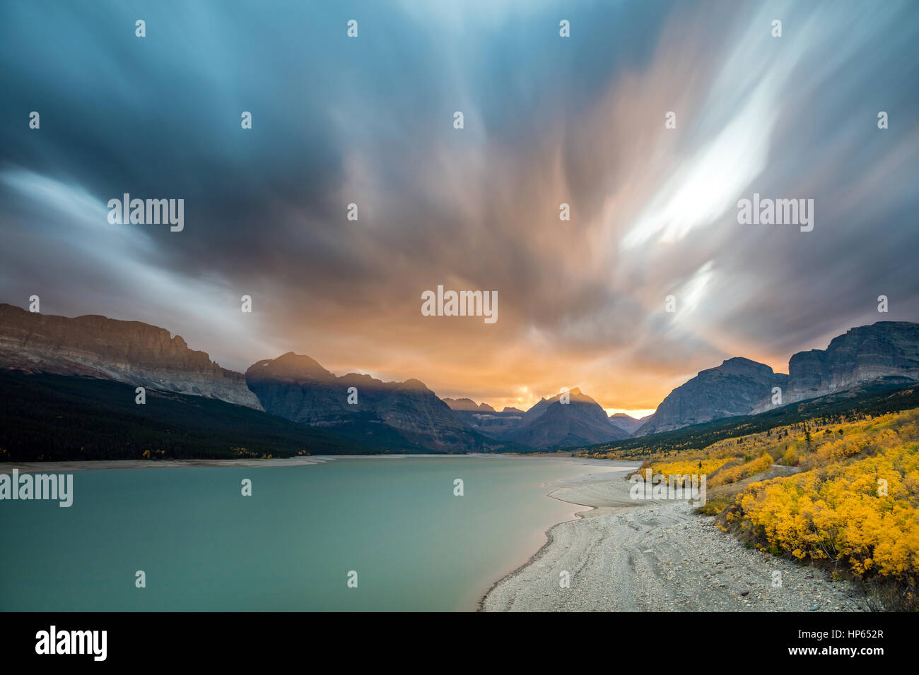 Glacier national park montana autumn hires stock photography and