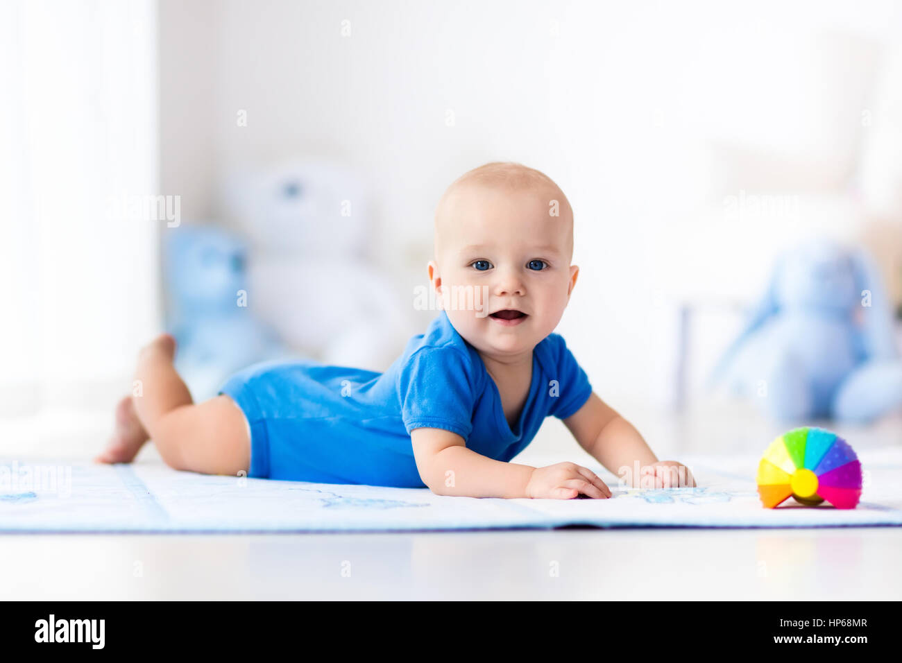 toys for babies learning to crawl