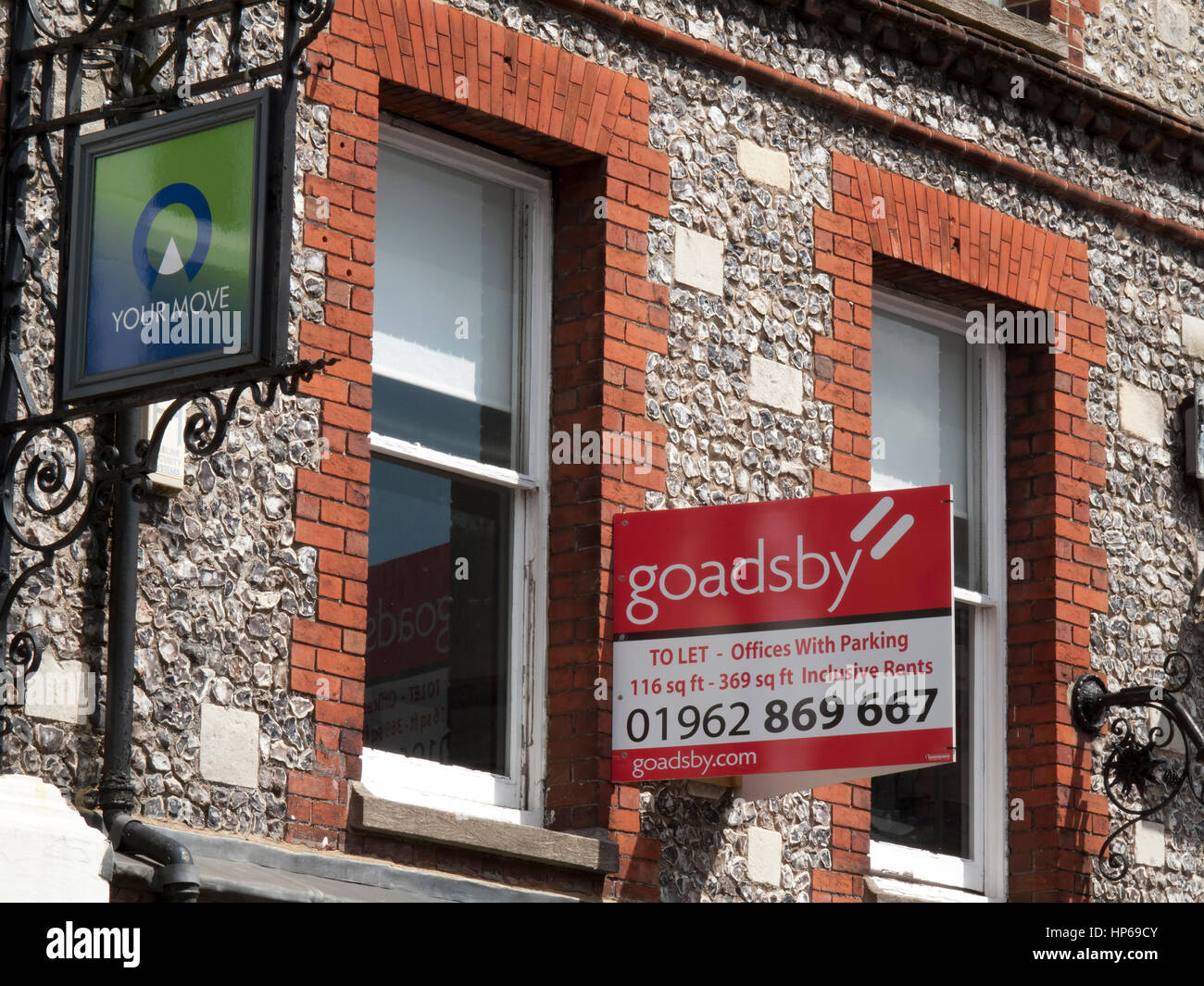 Commercial offices above retail premises to let sign Stock Photo Alamy