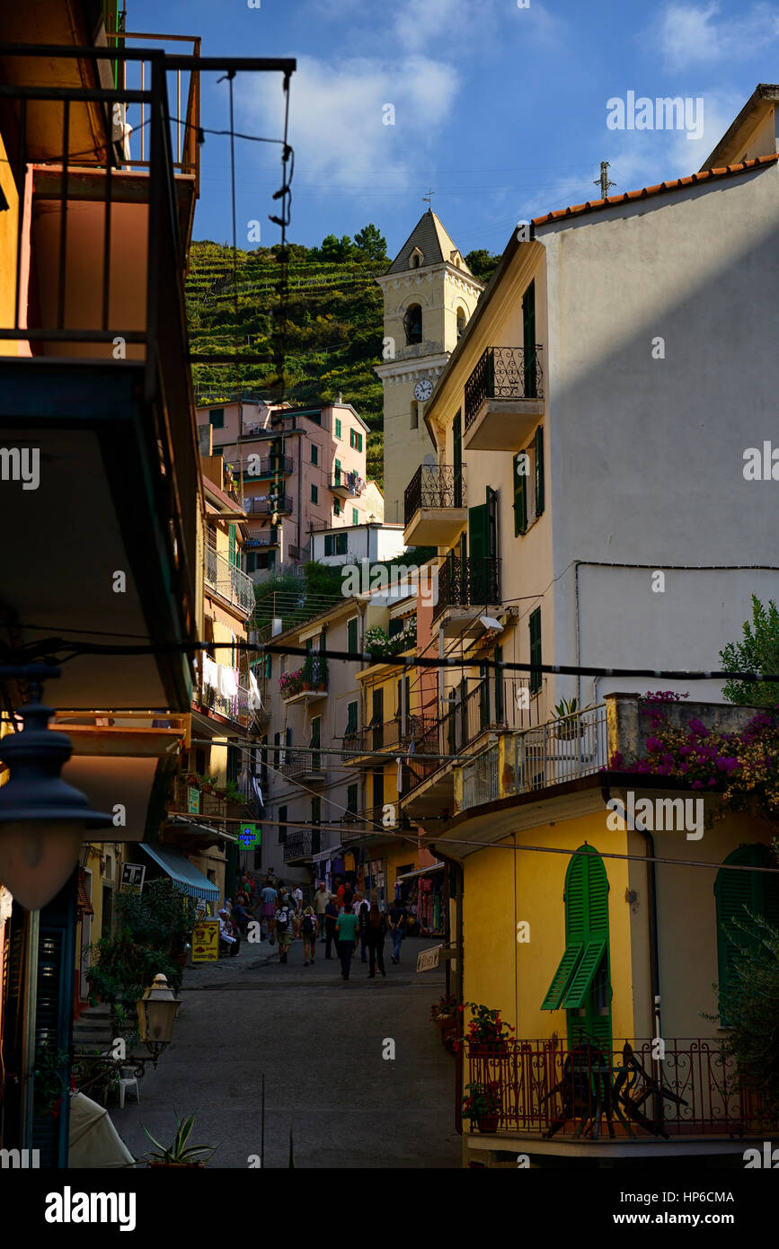 Manarolo, tourist shop, shops, Cinque Terre, Coast, Coastline, Village, Villages, cliff, cliffs, clifftop, colourful, colorful, houses, shops, buildin Stock Photo