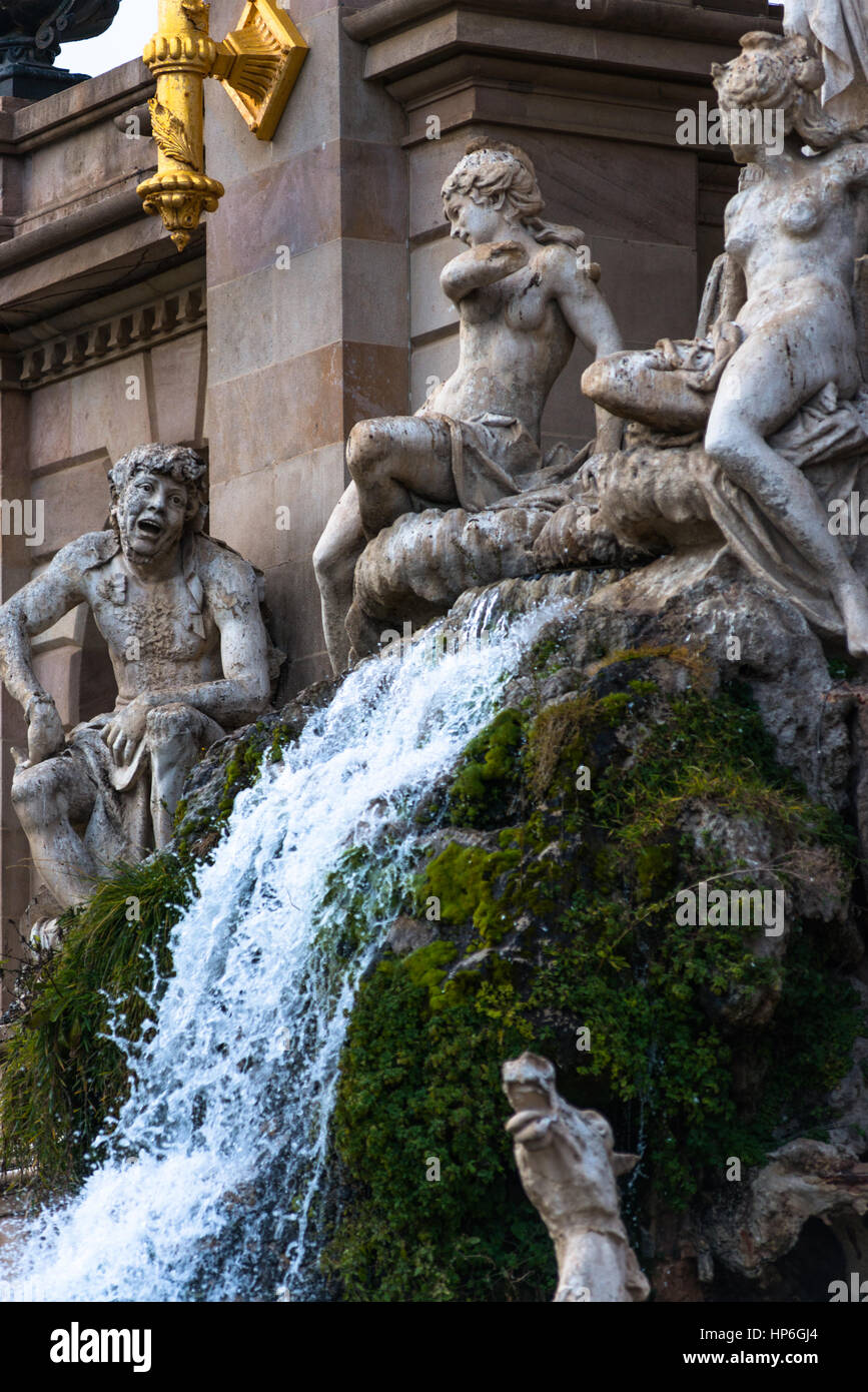 Font de la Cascada, fountain with waterfall and a water fountain, Parc