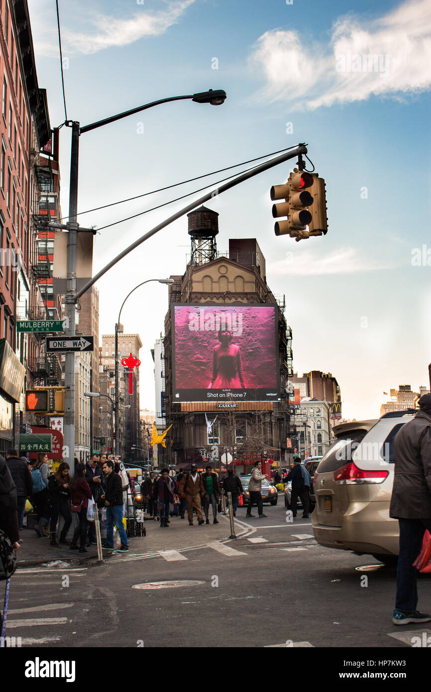 chinatown street, brooklyn, nyc Stock Photo Alamy
