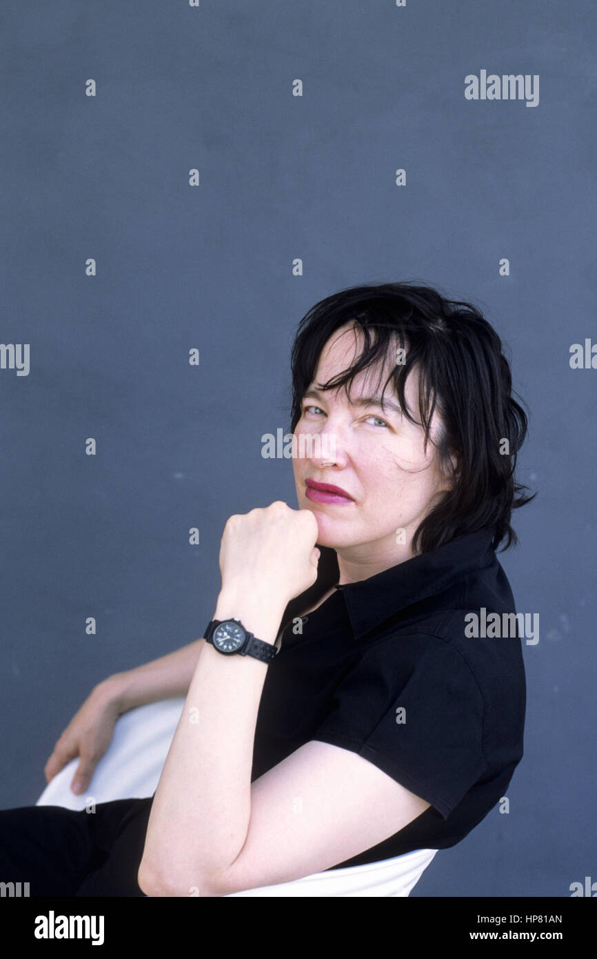 Alice sebold date 20030601 ©basso hi-res stock photography and