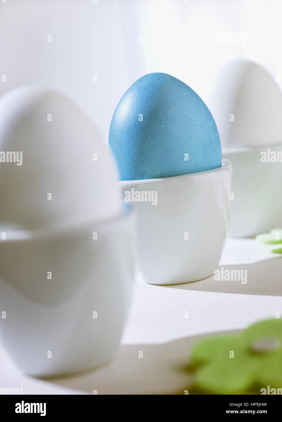 Eier in Eierbechern Stock Photo