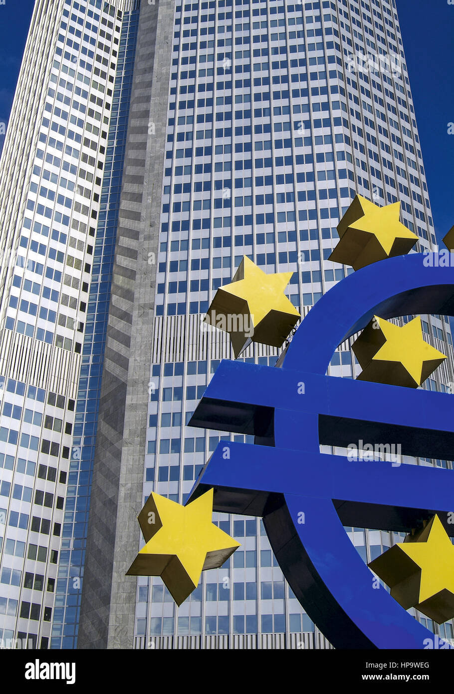 Eurozeichen vor dem Hochhaus der Europaeischen Zentralbank, Frankfurt Stock Photo