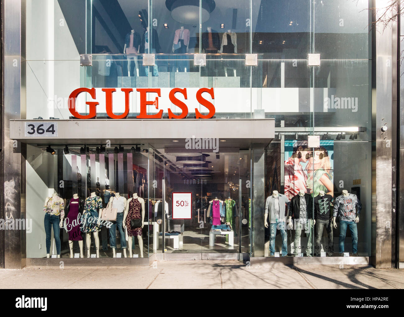 Hotel Ideelt medlem Guess clothing store on Queen St. W. in Toronto, Ontario, Canada Stock  Photo - Alamy