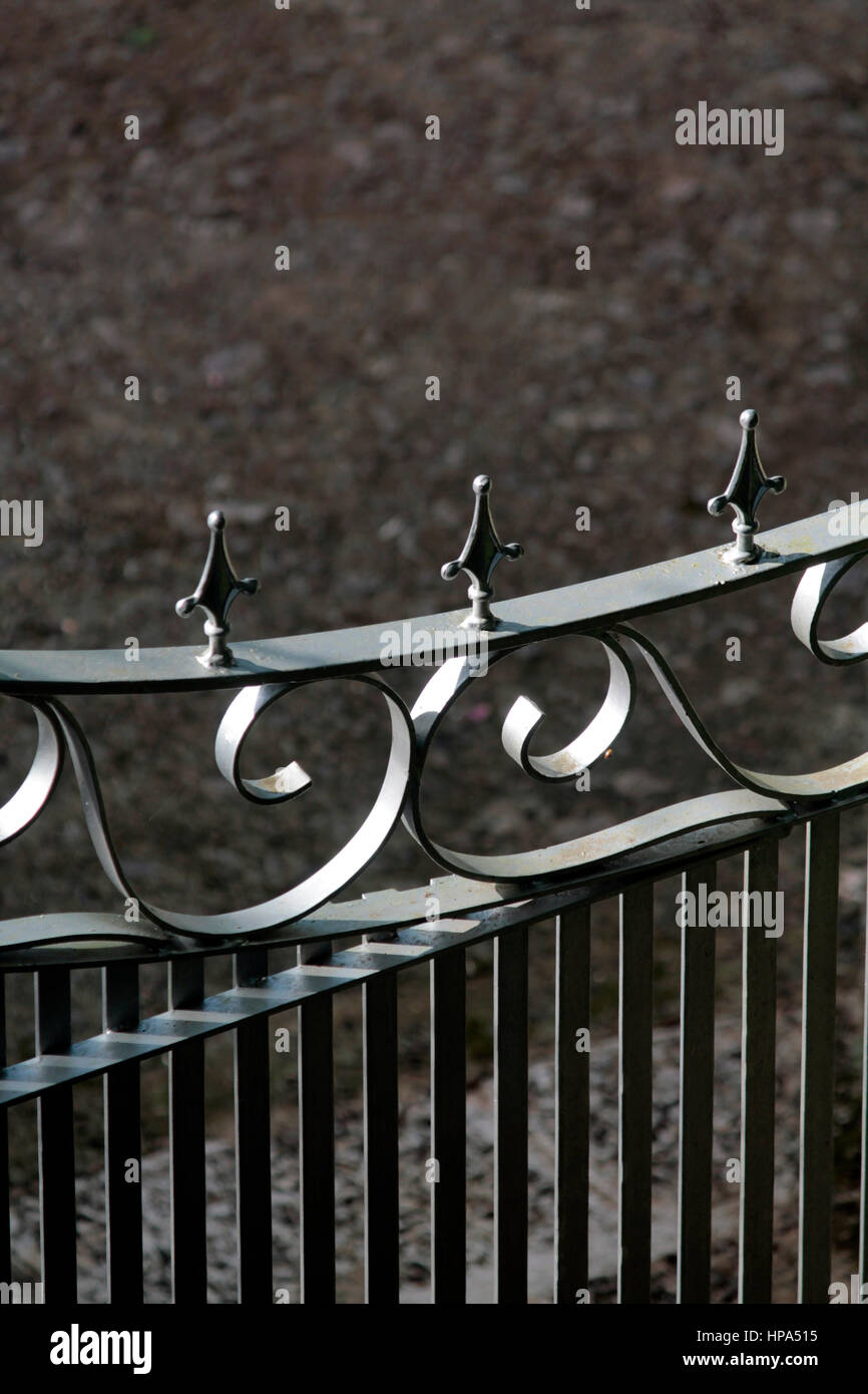 Paint metal gate hires stock photography and images Alamy
