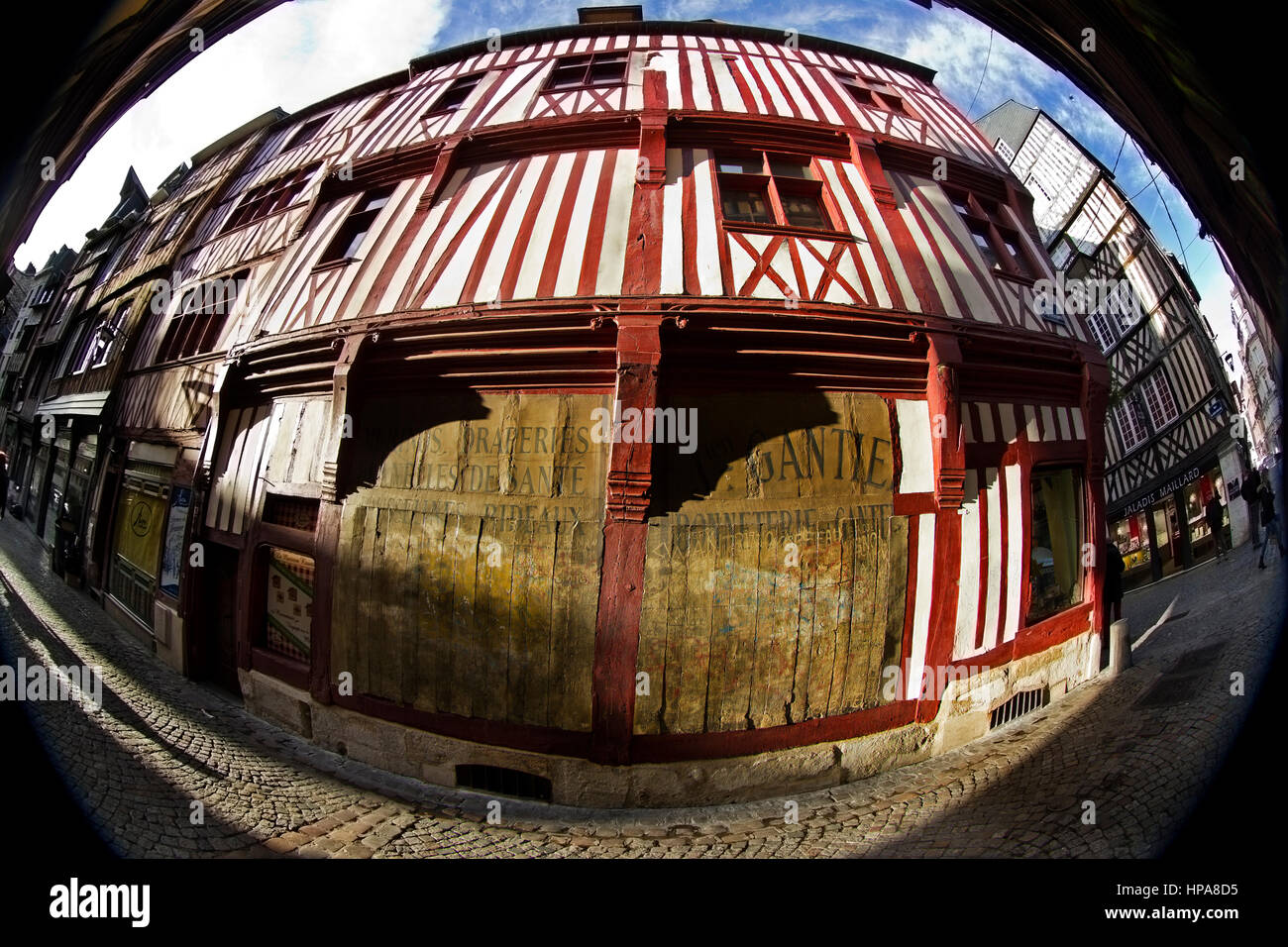 Medieval houses rouen hi-res stock photography and images - Alamy