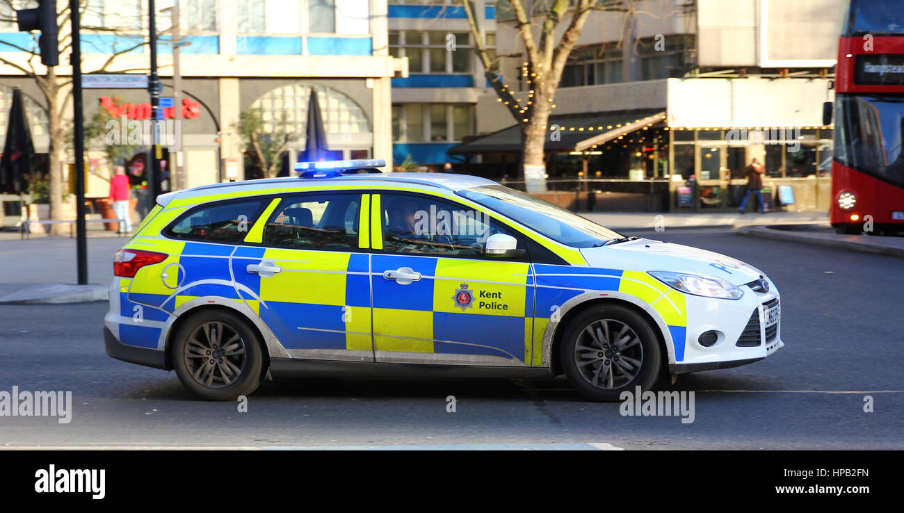 KENT POLICE CAR RESPONDING IN LONDON Stock Photo