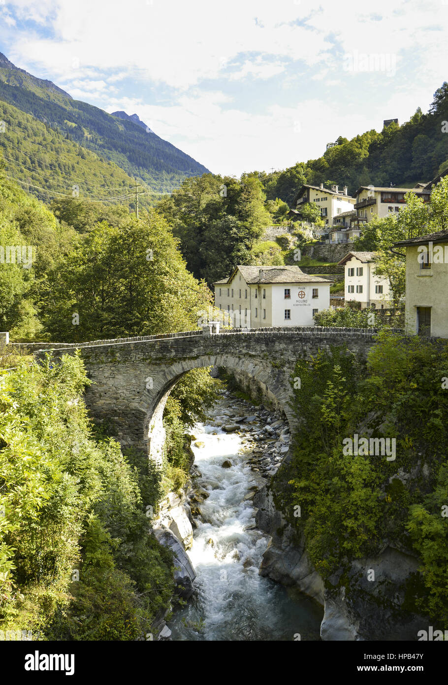 Gebirgsort Bregaglia, Bergell, Graubuenden, Schweiz Stock Photo
