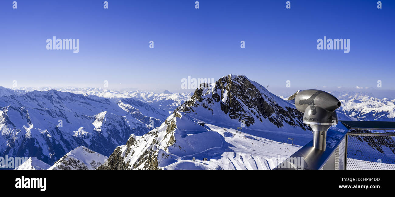Kitzsteinhorn im Winter, Oesterreich, Panoramaaufnahme Stock Photo
