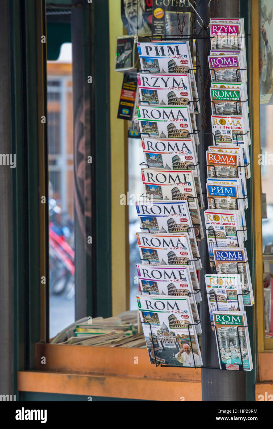 Rome and tourist guide hi-res stock photography and images - Alamy